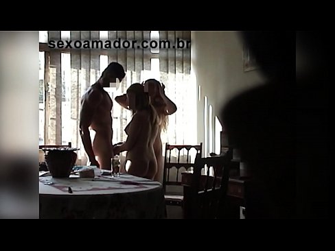 ❤️ دوستان سکس یک مرد غول پیکر و سه نفری را با او دعوت می کنند ❤❌  شلخته در fa.xxxlfv.top ☑